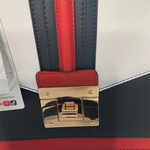 Scarleton High Quality Faux Leather Sturdy Shoulder Bag Gold Hardware Twist Lock - Picture 3 of 16